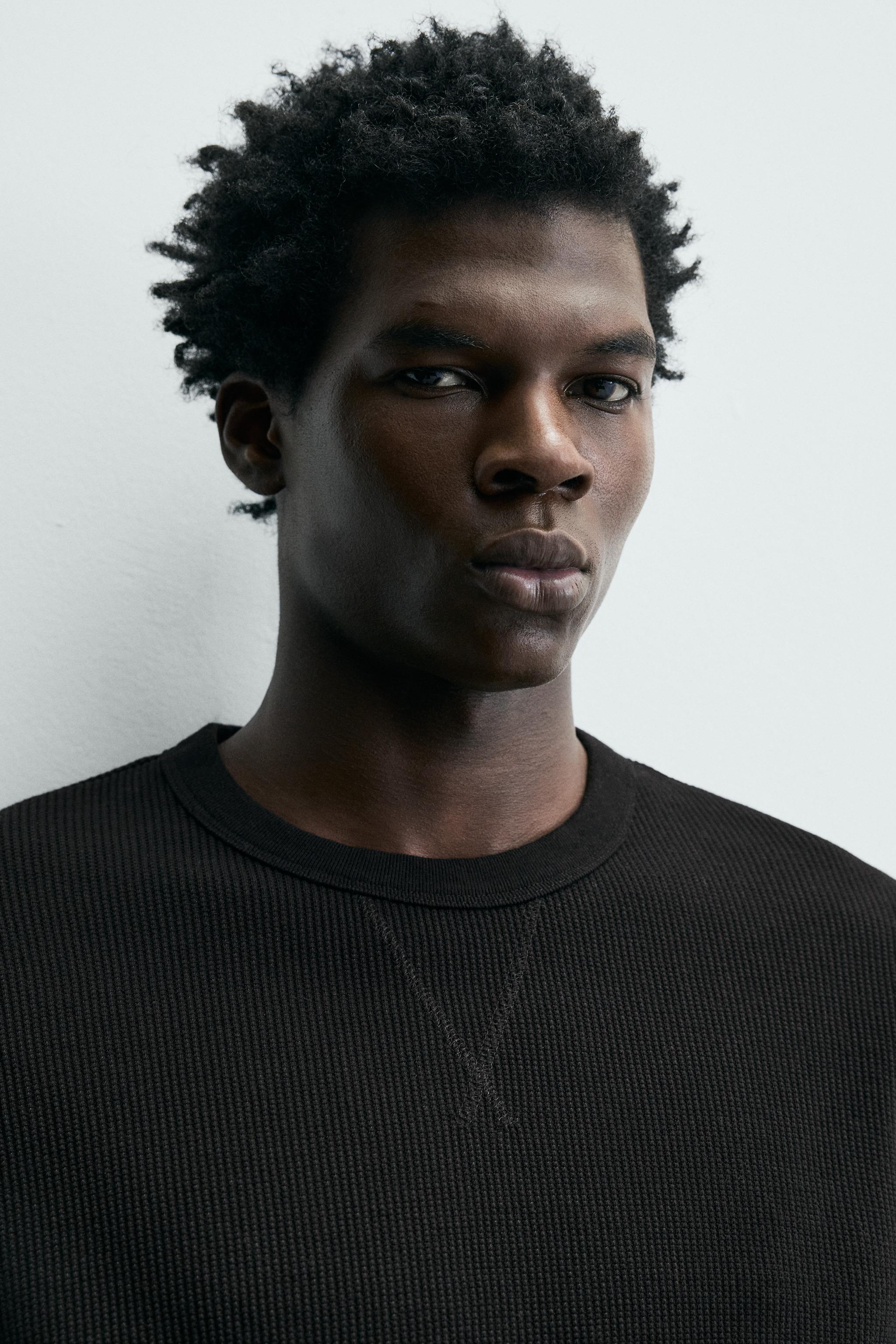 WAFFLE KNIT STRUCTURE T-SHIRT